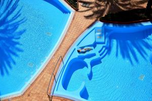 A piscina localizada em Pestana Grand Ocean Resort Hotel ou nos arredores