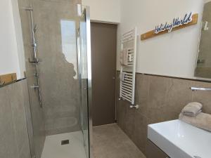 Et badeværelse på Casa le Fontane by Holiday World