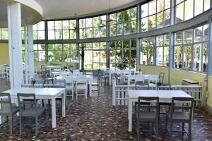 Restaurace v ubytování Zama Hotel