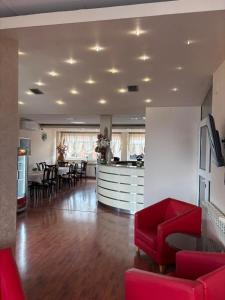 Hotel Belvedere Casa的电视和/或娱乐中心