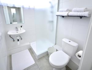 Koupelna v ubytování Zama Hotel