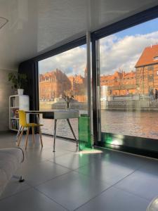 Balkón alebo terasa v ubytovaní Dom na wodzie