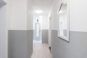 Fotografie z fotogalerie ubytování SchaeBu! Apartment 3 Altmarkt in neuem Glanz v destinaci Cottbus