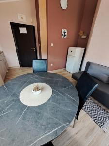 Гостиная зона в Apartment 4D