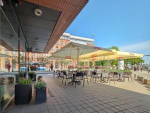 Turnau City Aparthotel餐厅或其他用餐的地方