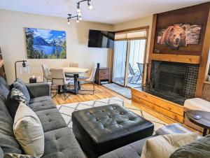 Χώρος καθιστικού στο Spectacular Mountain Condo