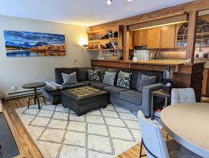 Χώρος καθιστικού στο Spectacular Mountain Condo
