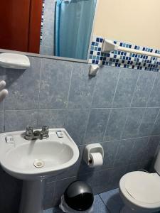 Hotel lucero real的一间浴室