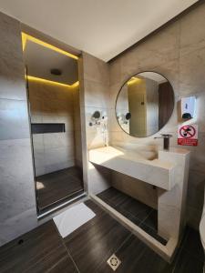 Hotel y Cabañas Covemar的一间浴室