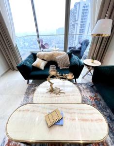 Gallery image of Luxe Eleve Duplex 14th patio 4 in Gurgaon