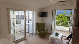 Gallery image of Apartment MilaS in Tivat