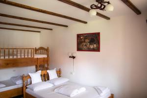 Galeriebild der Unterkunft Patakmenti Panzió Spa in Corund