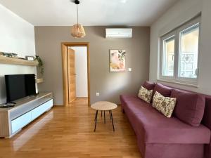 Posezení v ubytování Merak - Two bedroom apartment- Free parking
