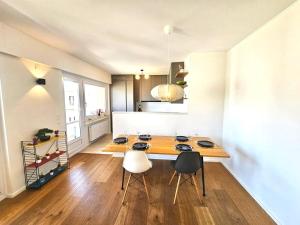 Η κουζίνα ή μικρή κουζίνα στο Comfort 2BR Executive Flat with Terrace&patking-BON47 +11 φωτογραφίες