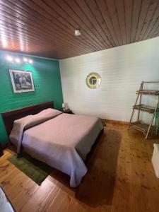 Postel nebo postele na pokoji v ubytování Gîte d'étape Lamandoze