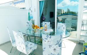 Posedenie v ubytovaní Luxury residence near Puerto Marina