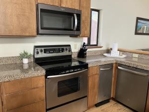 A kitchen or kitchenette at Tahoe Enchantment