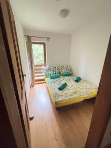 Letto o letti in una camera di Chata pri Vode
