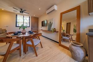 Posezení v ubytování ophelia luxury condo 1 bedroom