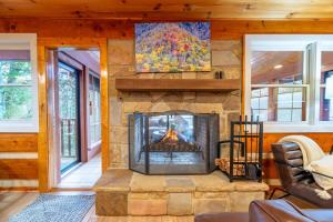 Χώρος καθιστικού στο Luxury! Views, Hottub, Theater, Game Room, Private +43 φωτογραφίες