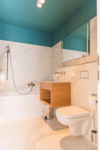 Ein Badezimmer in der Unterkunft Apartmenthaus am Dom mit Parkplatz