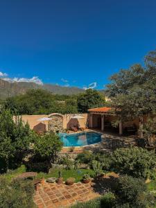 Bazén v ubytování Hotel Killa Cafayate nebo v jeho okolí