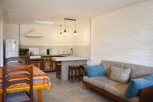 Kuchyň nebo kuchyňský kout v ubytování Apartamentos Otorongo Cuenca Ecuador + 37 fotografií