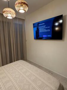 TV a/nebo společenská místnost v ubytování Villa Pietra