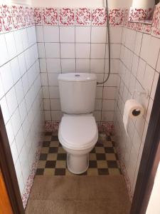 Koupelna v ubytování Apartmány Zelená Hora s velkou zahradou