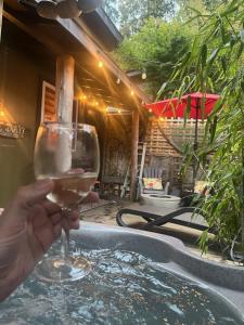 Tragos en AN OCEAN AWAY house hot tub pets bbq location location SEAS THE DAY