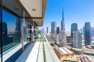 Nespecifikovaný výhled na destinaci Dubaj nebo výhled na město při pohledu z apartmánu