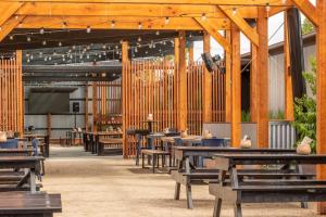 Terminus Hotel Yarrawonga餐厅或其他用餐的地方