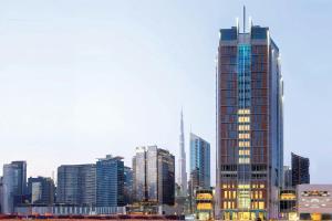 Nespecifikovaný výhled na destinaci Dubaj nebo výhled na město při pohledu z hotelu