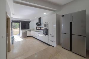 Dapur atau dapur kecil di Chalet with sea view in Alicante