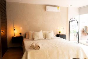 New Apt w private Jacuzzi & AC客房内的一张或多张床位