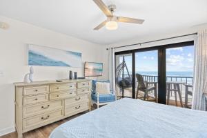 Voodi või voodid majutusasutuse Direct Ocean Front 3BR 3BA Beach Front toas