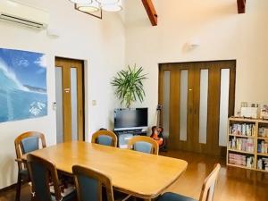 TV a/nebo společenská místnost v ubytování Guesthouse IKETA