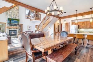 Kuchyň nebo kuchyňský kout v ubytování Trademark Views