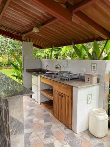 Cucina o angolo cottura di A Piece of Paradise
