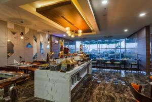 Restavracija oz. druge možnosti za prehrano v nastanitvi Ramada by Wyndham Serpong