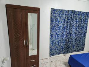 Postel nebo postele na pokoji v ubytování Cozy Corner Stays + 2 fotografie