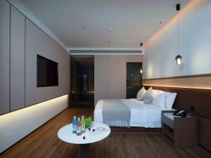 Ruang duduk di Zhangjiajie Four Seasons Resort Riverside +6 gambar