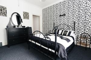 Postel nebo postele na pokoji v ubytování Nethway Hotel