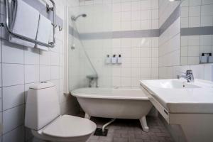 Ένα μπάνιο στο Scandic Gävle Väst