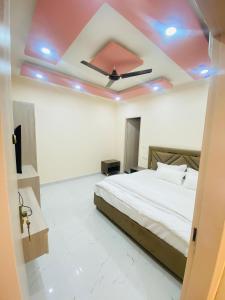 Postel nebo postele na pokoji v ubytování Modest Rooms By Libra