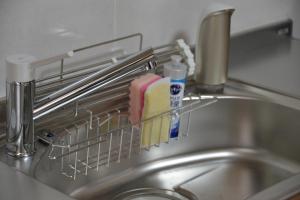 Φωτογραφία από το άλμπουμ του BEPPU つばき 一棟貸切宿 鉄輪温泉まで車で4分 石風呂付 無料駐車場3台 最大6名 wifi無料 σε Beppu +37 φωτογραφίες