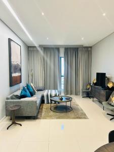 Φωτογραφία από το άλμπουμ του Itowers Luxury Apartment σε Γκαμπορόνε +6 φωτογραφίες