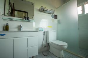 Vonios kambarys apgyvendinimo įstaigoje Ding Shian B&B