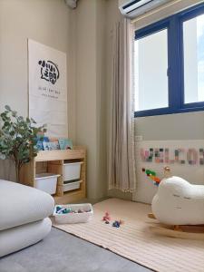 Lasten kerhotila majoituspaikassa tinytiny house