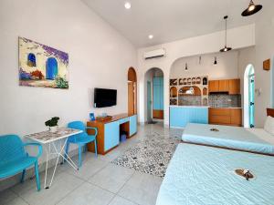 Kuchyň nebo kuchyňský kout v ubytování Santorini Villa Cam Ranh
